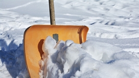 Winterdienst in Overath: Sicher durch die kalte Jahreszeit